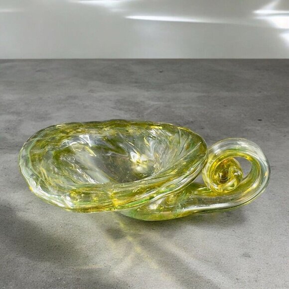 Vintage Sooner Glass Hand Made Green Swirls Dish Bowl Handmade Cornucopia Bowl - Picture 1 of 16